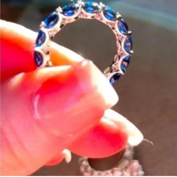 LULEA ROUND BLUE SAPPHIRE ETERNITY BAND SIZE 7 4CTW NORDSTOM EXCLUSIVE - Picture 6 of 10